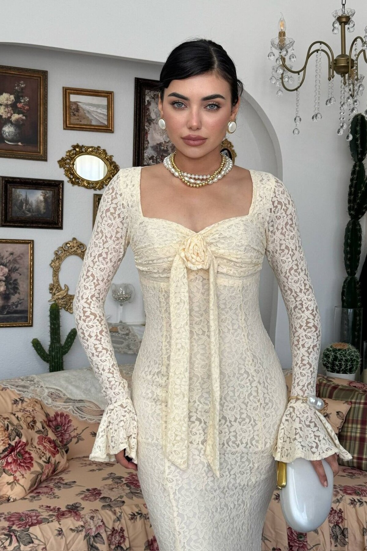 Cesam Gül Detaylı Elbise