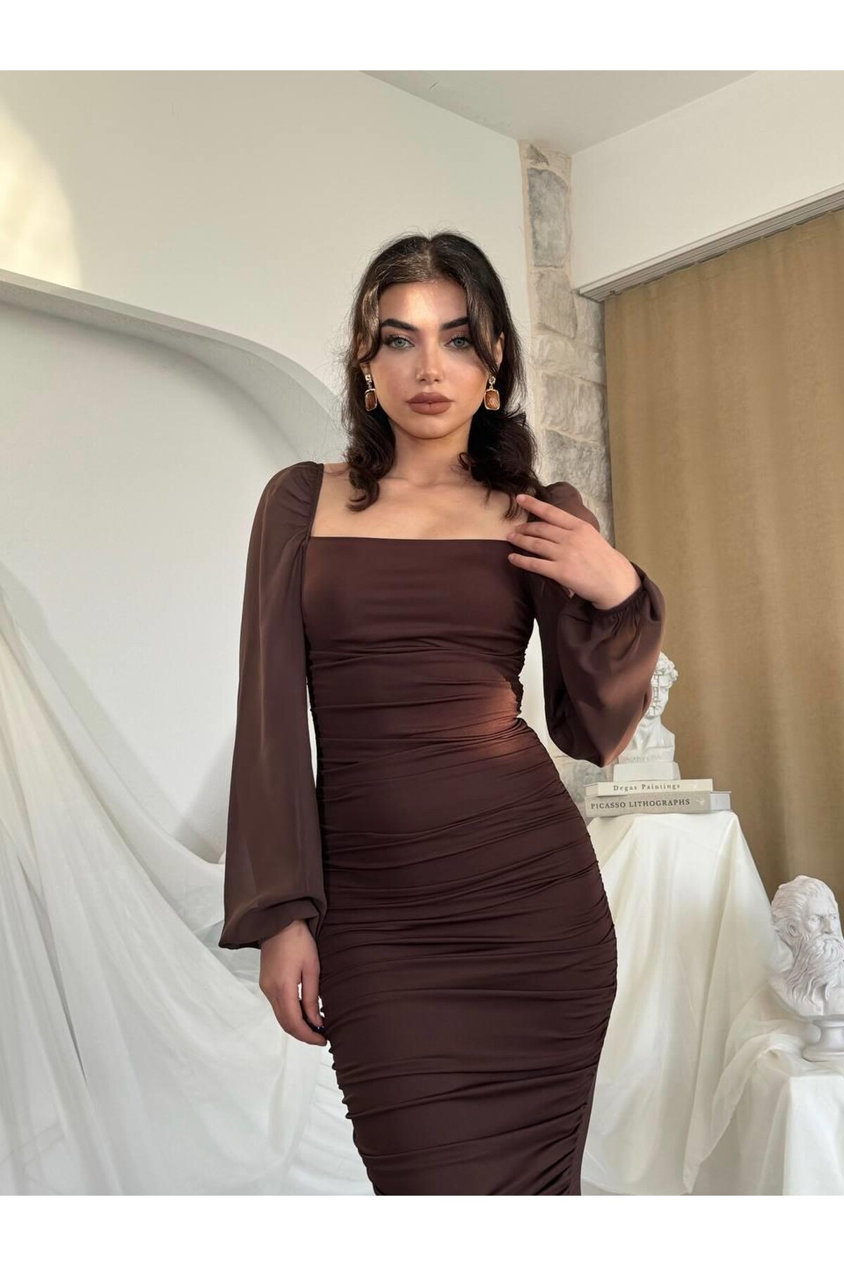 Engla Midi Dress