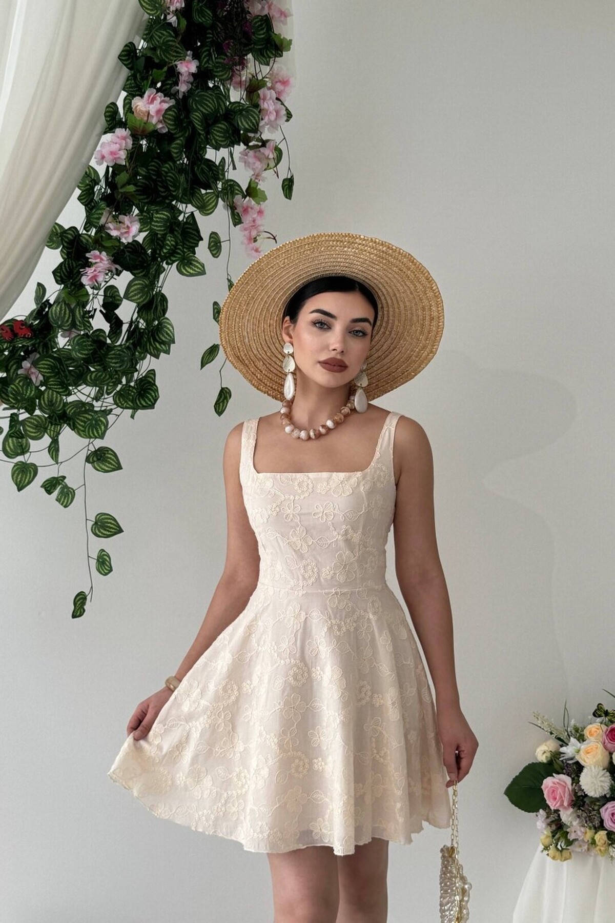 Lyro Flower Embroidered Dress