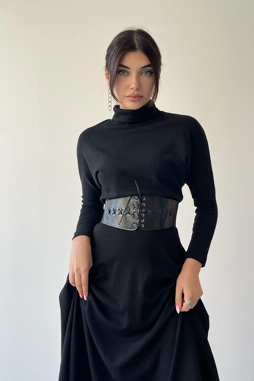 Oban Boğazlı Elbise