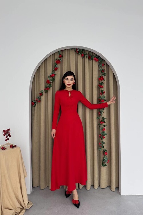 Offse Bow Detailed Dress