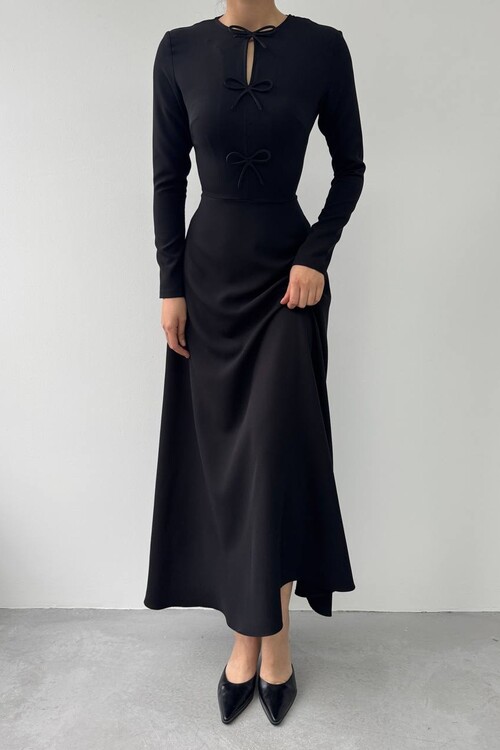 Offse Bow Detailed Dress