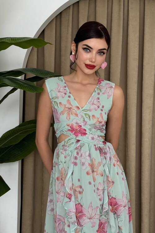 Worl Ruffle Dress