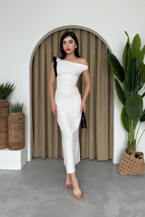 Jovani Shoulder Detailed Dress