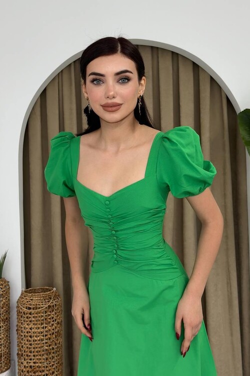Kare Yaka Düğmeli Elbise