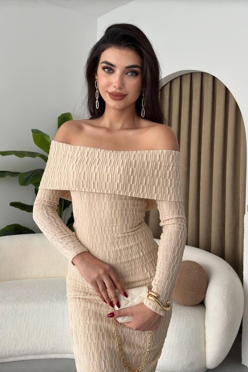 Ovieda Madonna Collar Dress