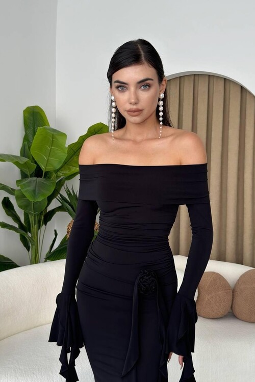 Valijevo Rose Detail Dress