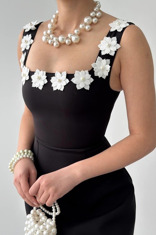 Alyosa Flower Detailed Dress