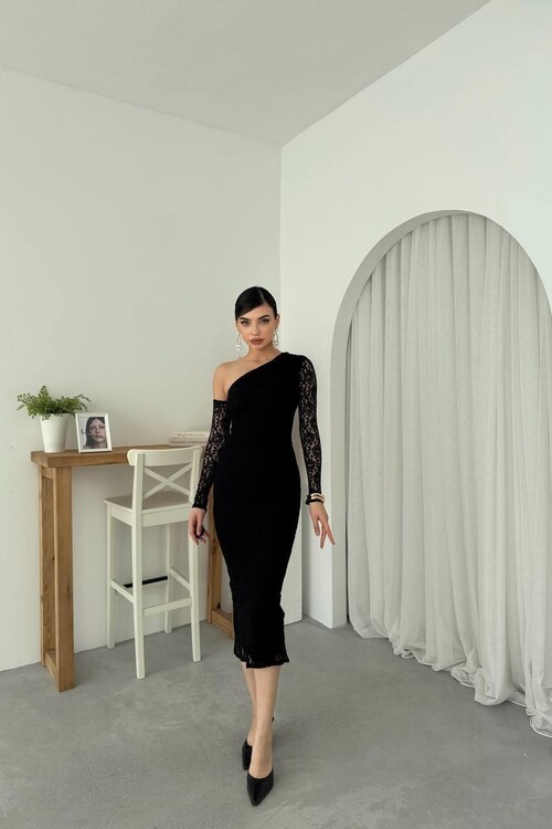 Bees Tek Omuz Detaylı Elbise