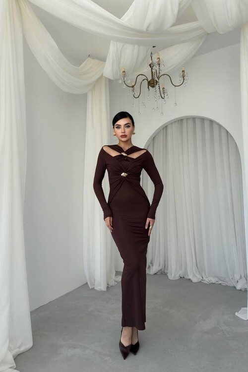 Dande Broş Detaylı Elbise