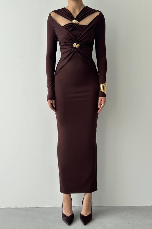 Dande Broş Detaylı Elbise