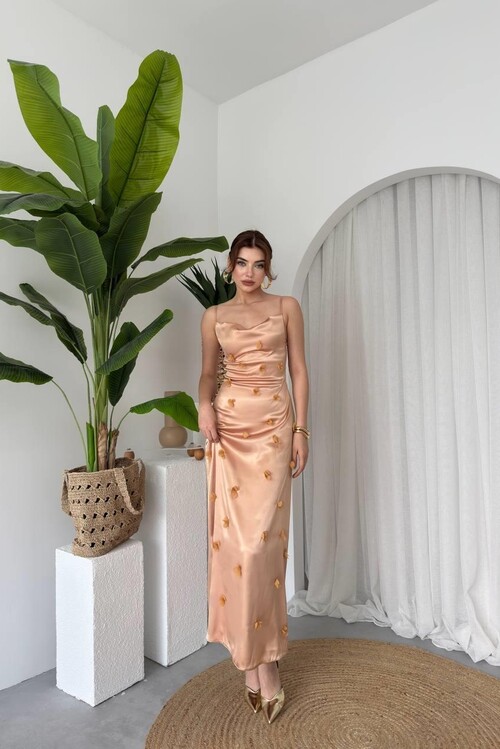 Dora Çiçek Detaylı Elbise