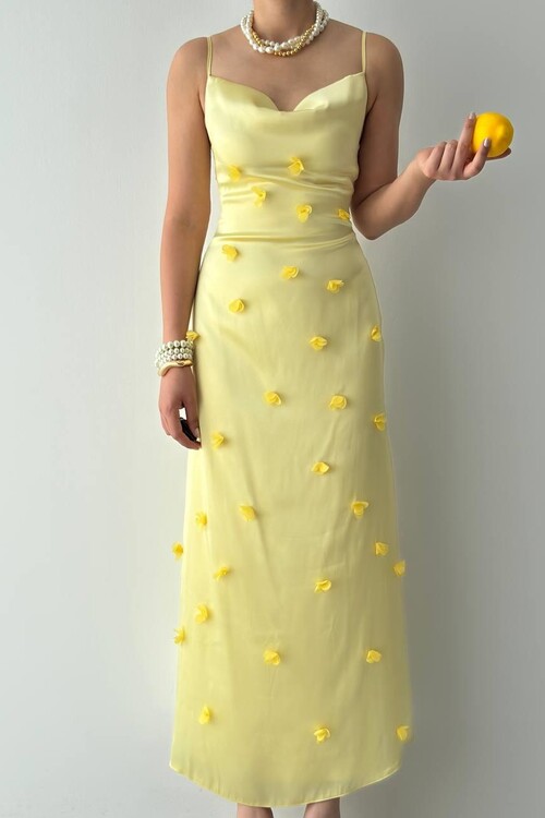 Dora Çiçek Detaylı Elbise