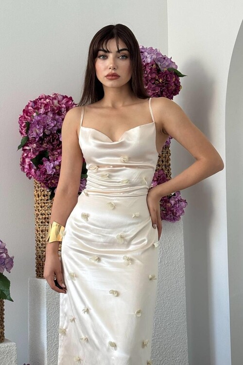 Dora Çiçek Detaylı Elbise