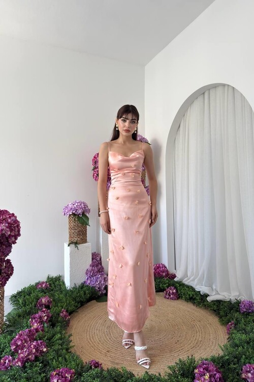 Dora Flower Detailed Dress