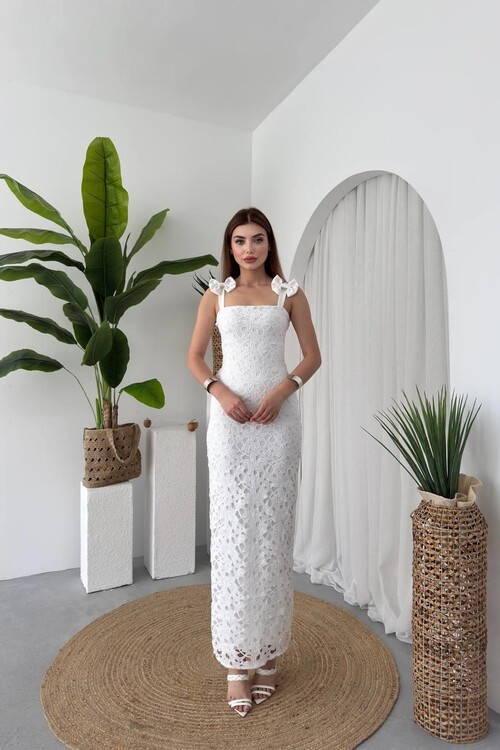 Egra Bow Detailed Dress