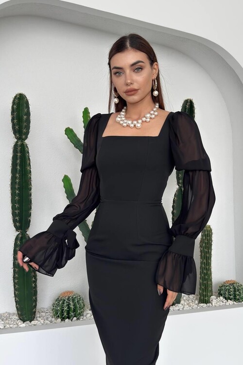 Hare Sleeves Ruffle Detailed Dress