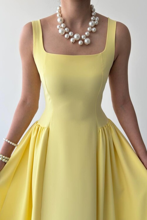 Heldi Piliseli Elbise