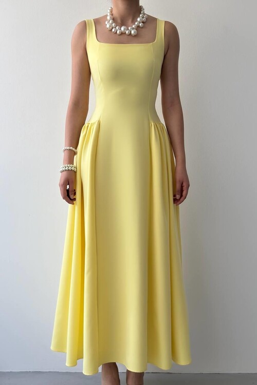 Heldi Piliseli Elbise