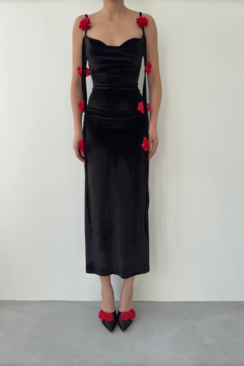 Kadrin Rose Detailed Dress