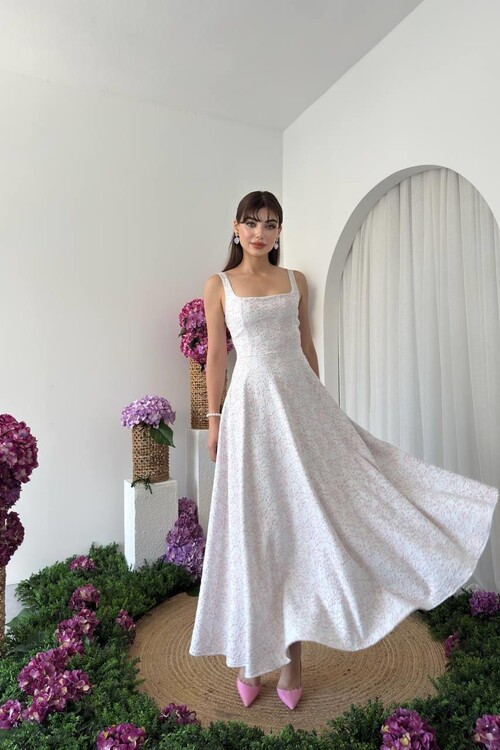 Kalf Çiçek Detaylı Elbise