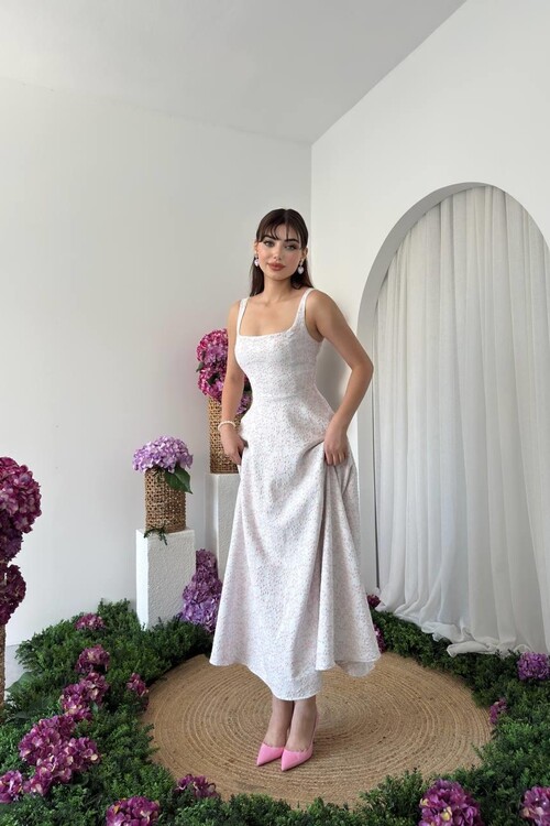 Kalf Çiçek Detaylı Elbise