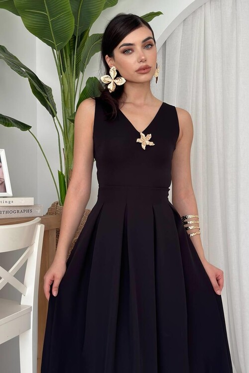 Late Yıldız Detaylı Elbise