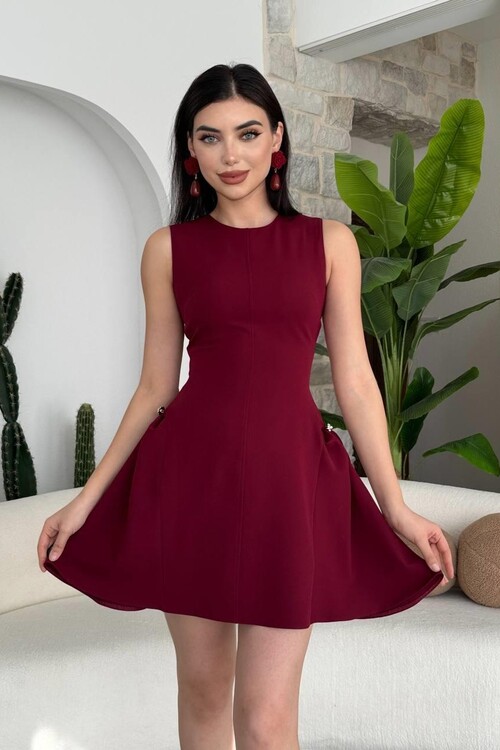 More İnci Detaylı Elbise