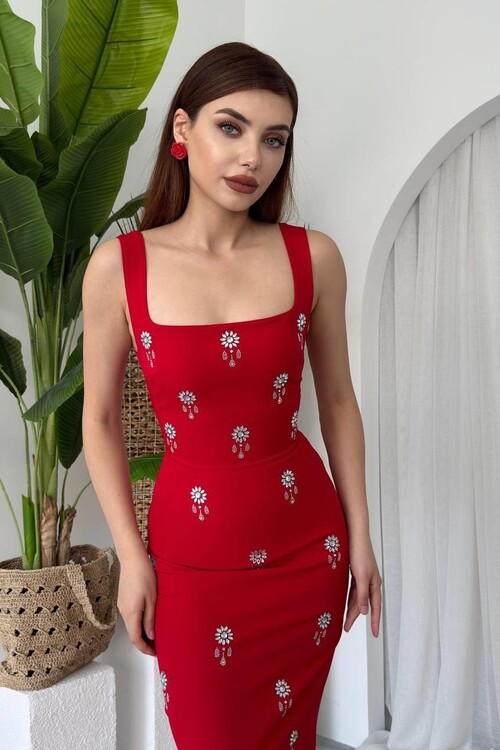 Ners Taş Detaylı Elbise
