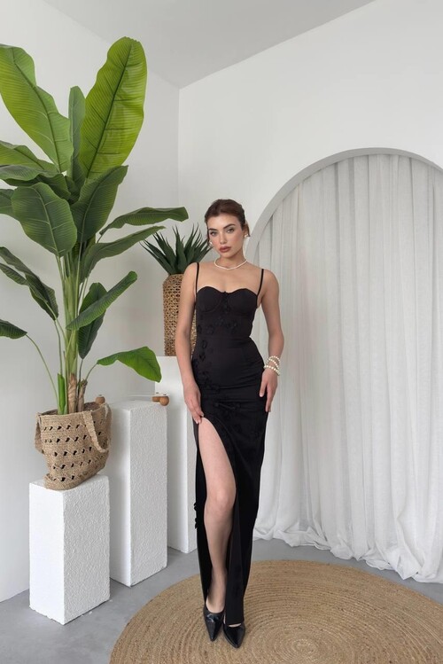 Stor Gül Detaylı Elbise