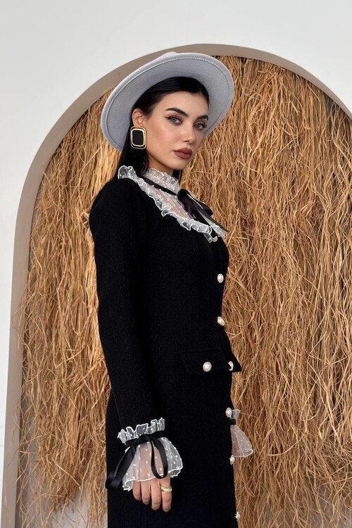 Stro Lace Detailed Dress