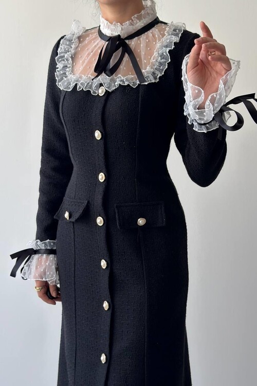 Stro Lace Detailed Dress