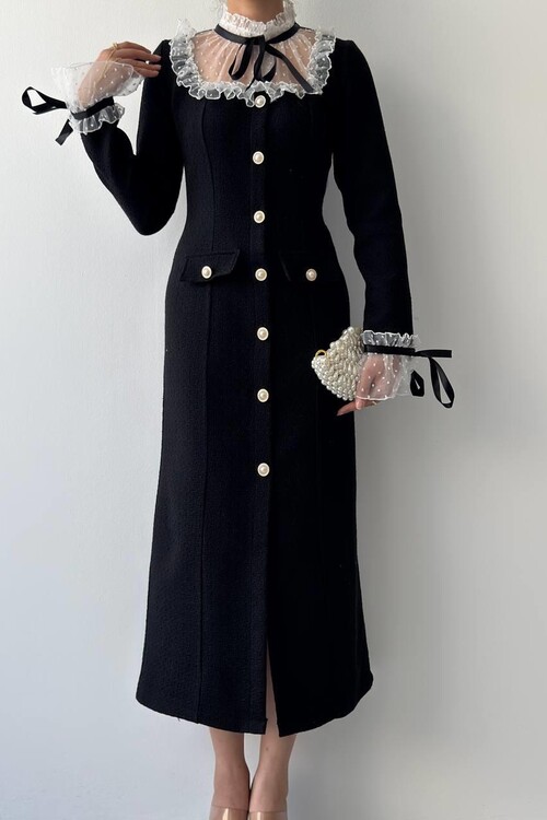 Stro Lace Detailed Dress