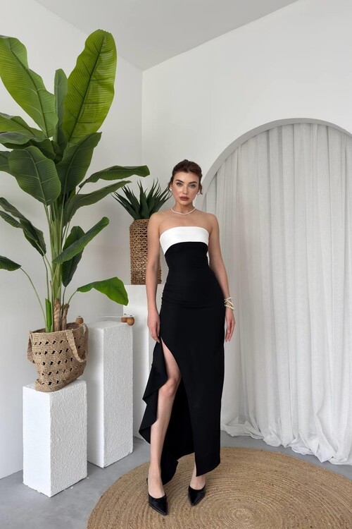 Abandoned Slit Detailed Dress