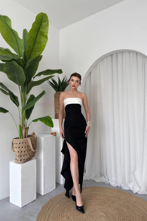 Abandoned Slit Detailed Dress