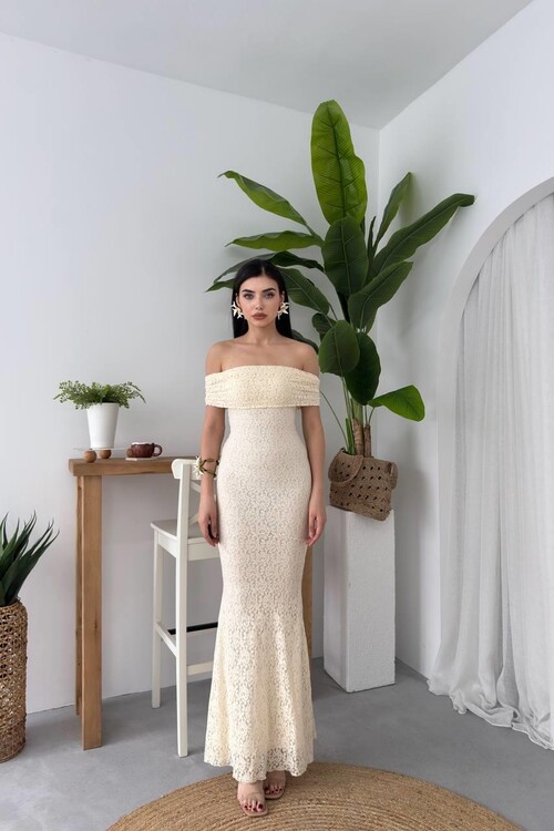 Uyef Straplez Elbise