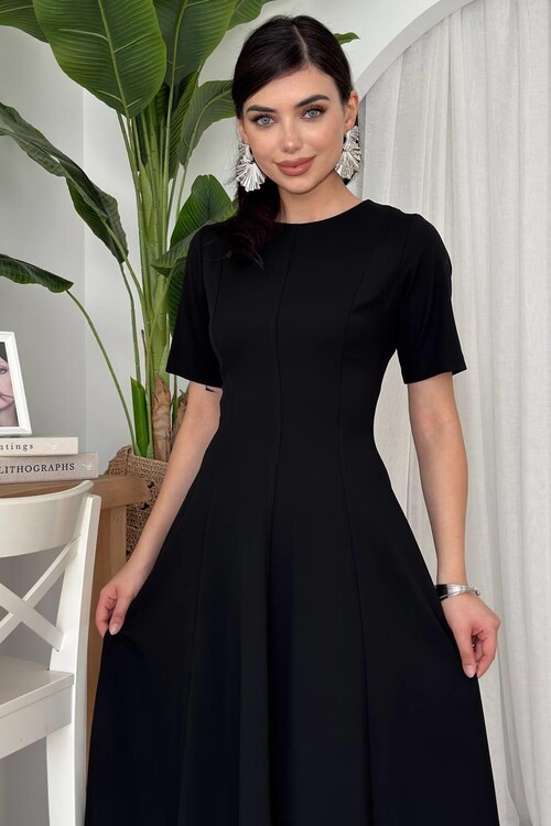 Wera Pleated Midi Dress