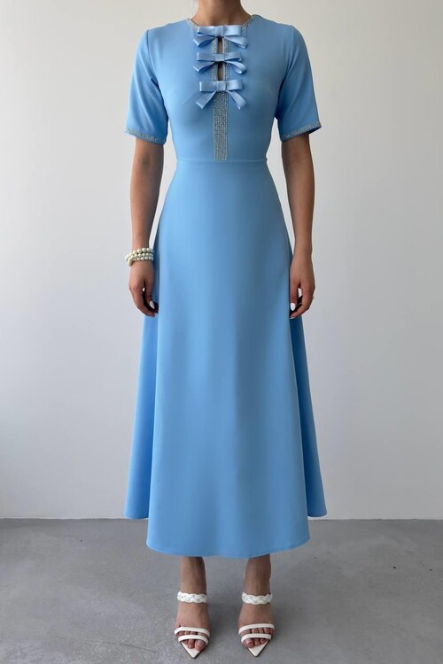 Wera Taşlı Fiyonk Detaylı Elbise