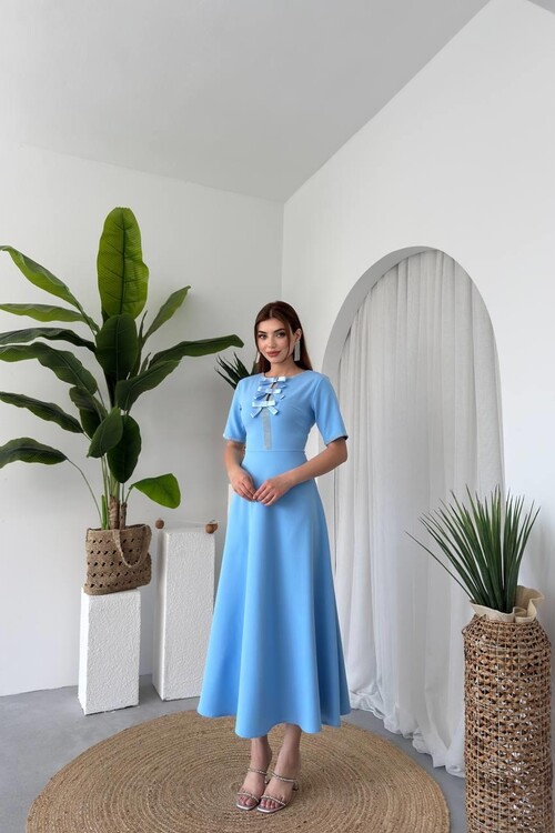 Wera Taşlı Fiyonk Detaylı Elbise