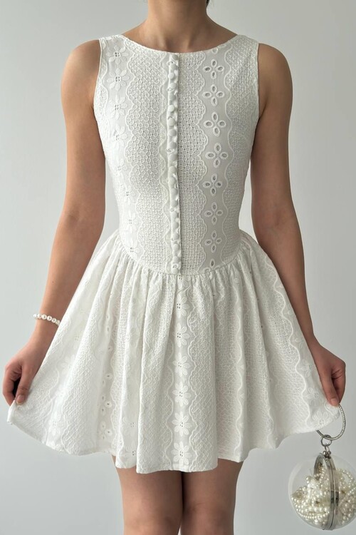 Yema Düğme Detaylı Elbise