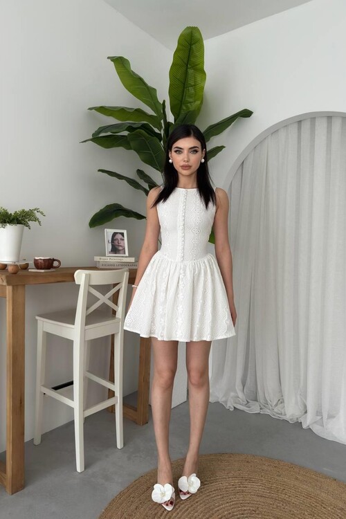 Yema Düğme Detaylı Elbise