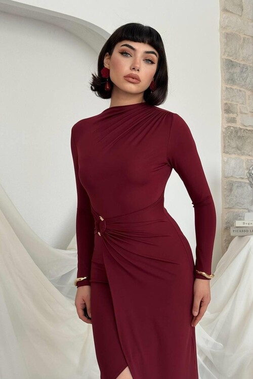 Baggy Brooch Detailed Dress