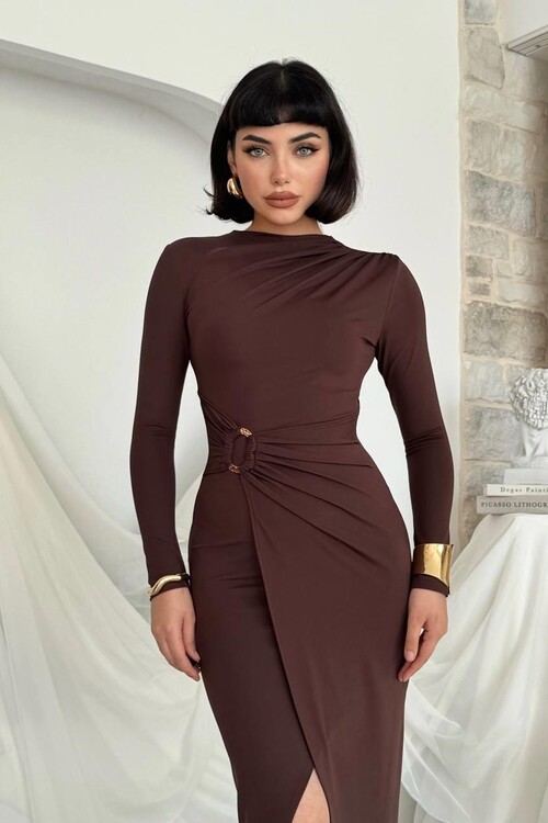 Baggy Brooch Detailed Dress