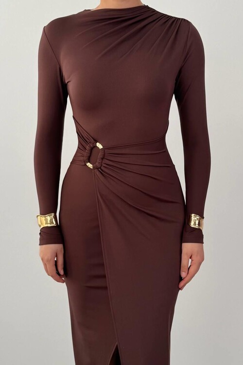 Baggy Brooch Detailed Dress