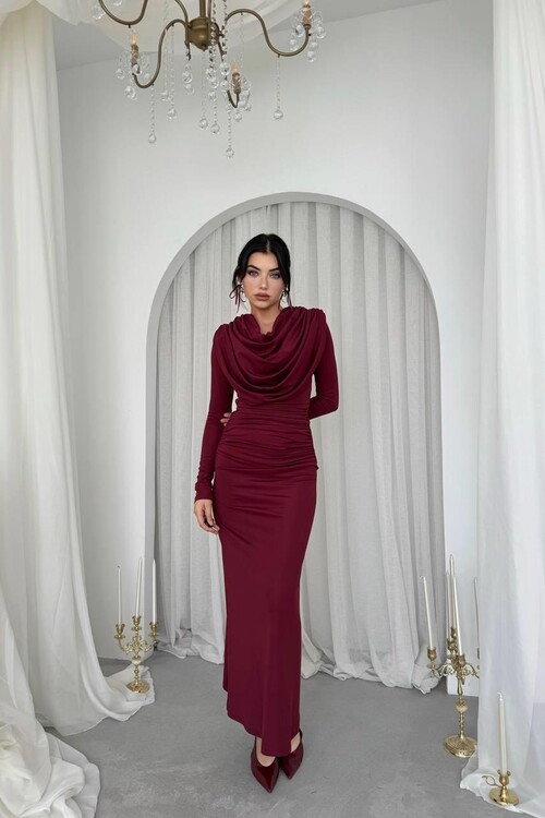 Crimson Drape Elbise