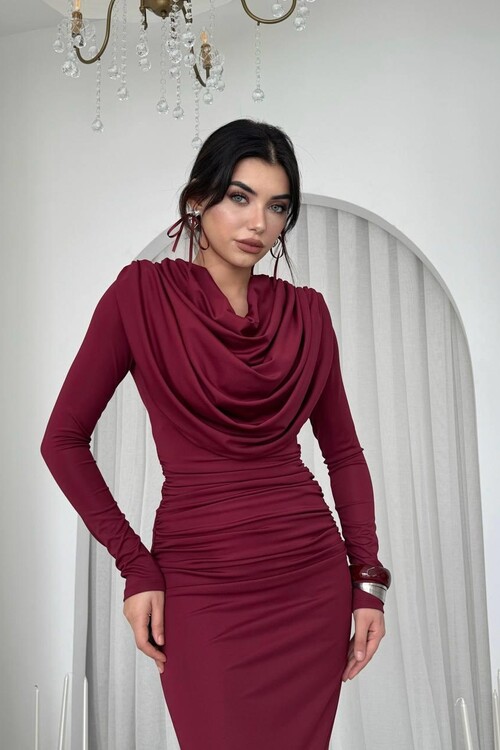 Crimson Drape Elbise