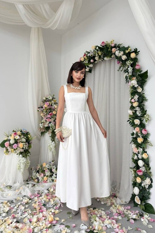 Dınas Fiyonk Detaylı Elbise