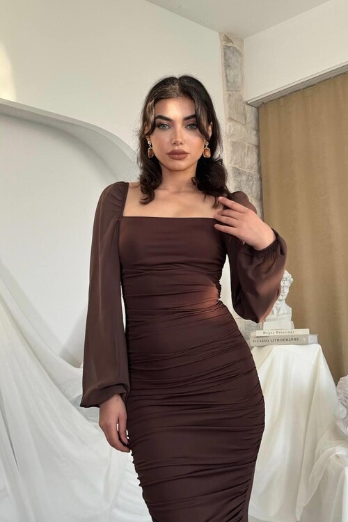 Engla Midi Dress