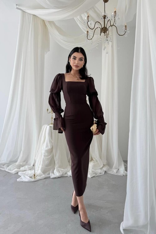 Hare Kolları Fırfır Detaylı Elbise