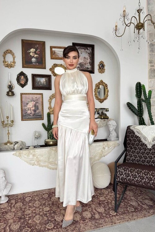 Herap Dress with Belt Detail